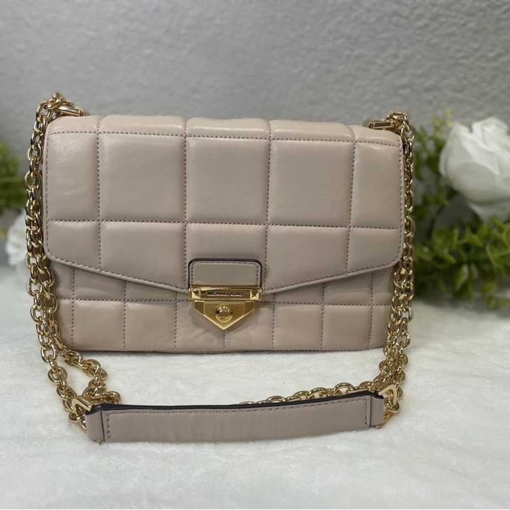 Micheal Kors bag